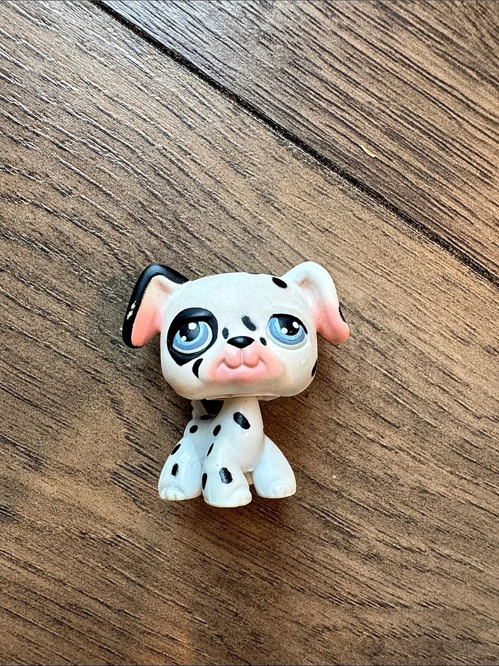 Hasbro Littlest Pet Shop Dalmatian #44 Spotted Dog Toy